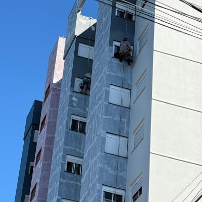 Profissionais em execução